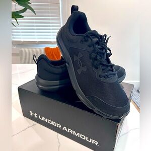 UA Charged Assert 10 Sneakers